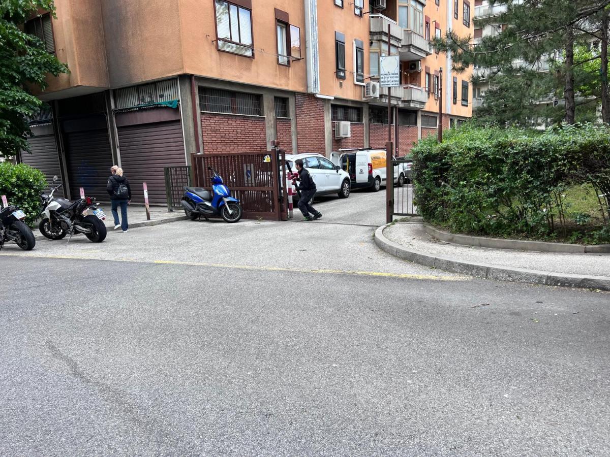 Ultimo Piano Con Parcheggio Leilighet Trieste Eksteriør bilde